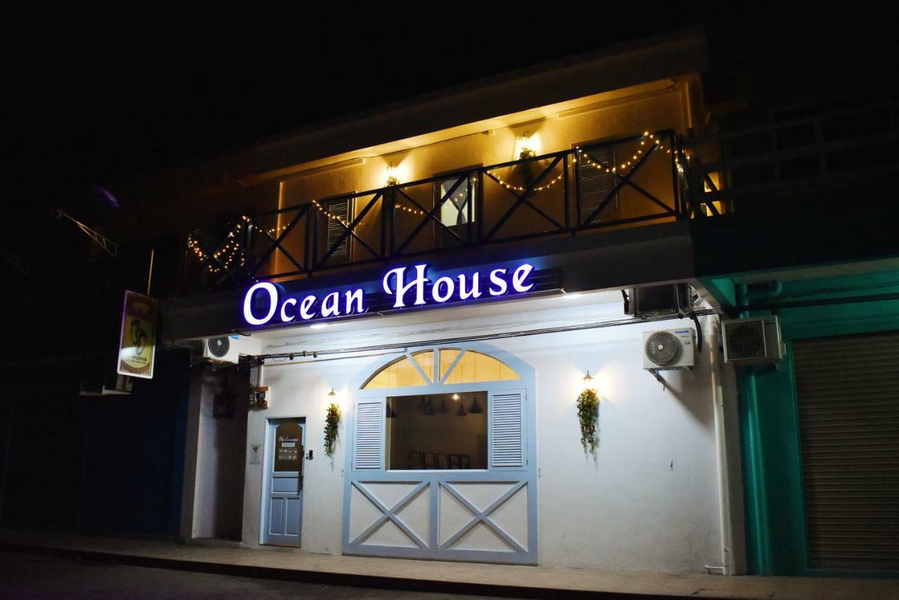 Ocean House Hostel Semporna Exterior photo