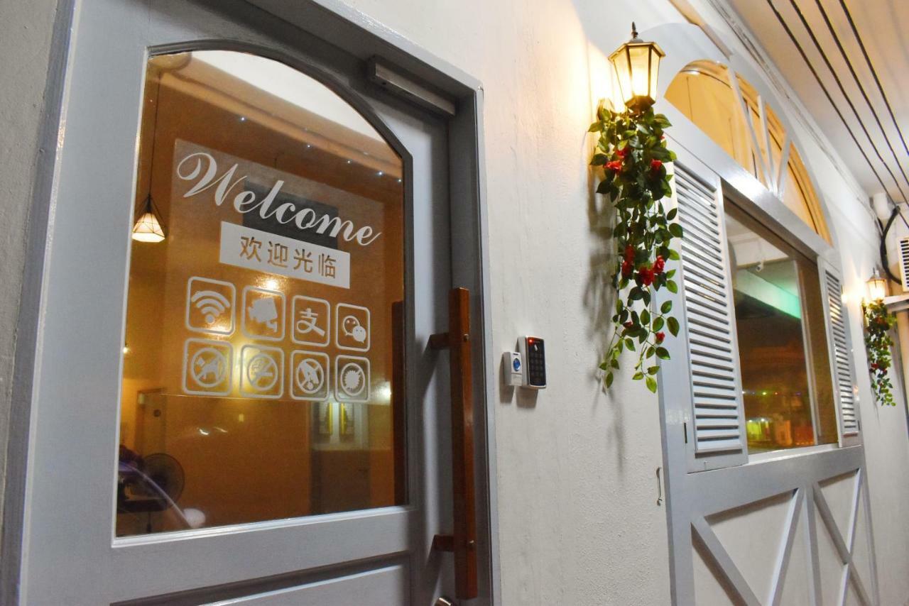 Ocean House Hostel Semporna Exterior photo