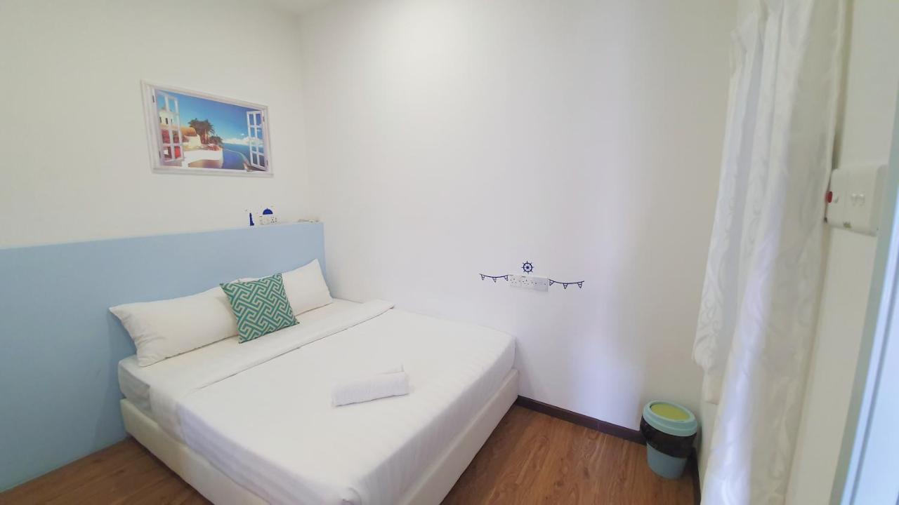 Ocean House Hostel Semporna Exterior photo