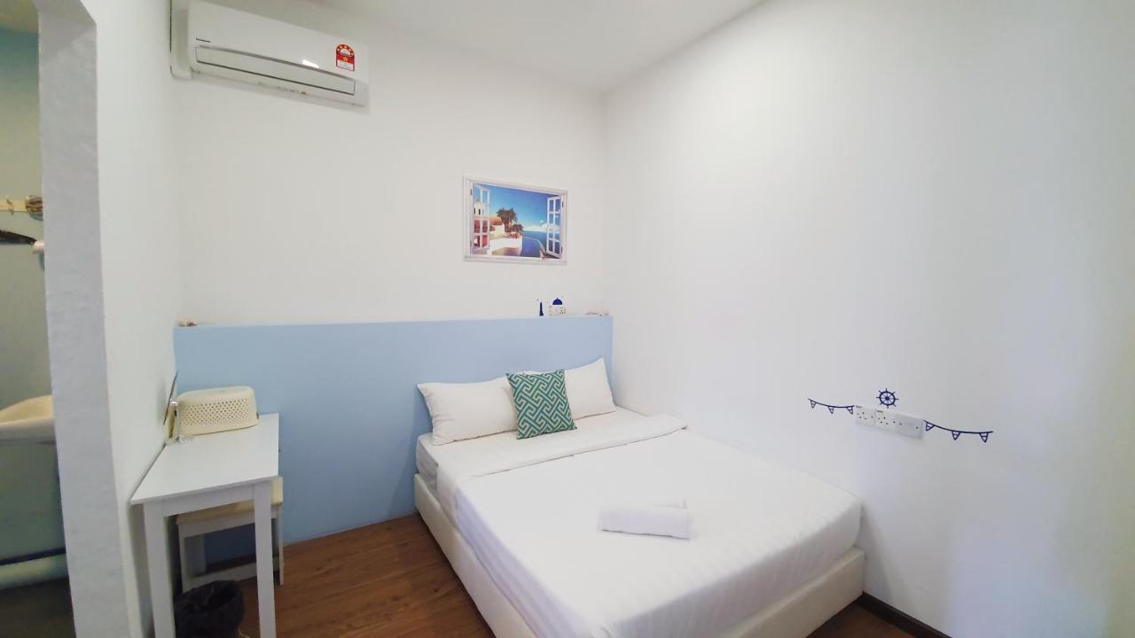 Ocean House Hostel Semporna Exterior photo